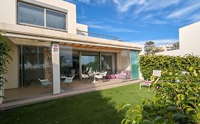 Paradise Beachfront Luxury Villa